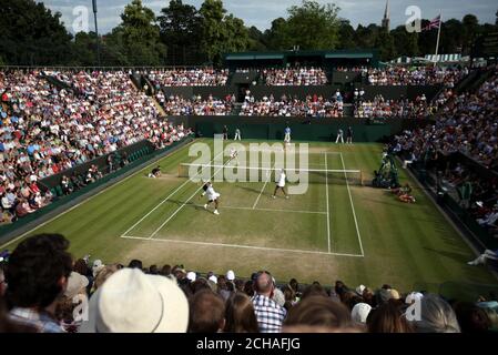 Ein allgemeiner Blick auf Platz 2, während die Williams-Schwestern in den Ladies Double's am 10. Tag der Wimbledon Championships im All England Lawn Tennis und Croquet Club in Wimbledon antreten. Stockfoto