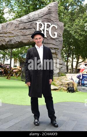 Mark Rylance bei der britischen Premiere der BFG am Leicester Square in London. DRÜCKEN Sie VERBANDSFOTO. Bilddatum: Sonntag, 17. Juli 2016. Bildnachweis sollte lauten: Ian West/PA Wire Stockfoto