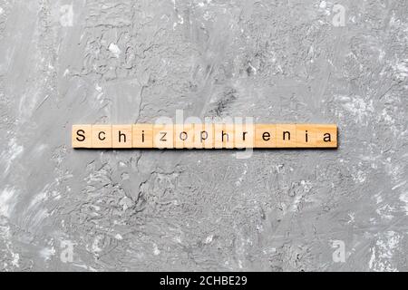 Schizophrenie Wort auf Holz Block geschrieben. Schizophrenie text auf Tisch, Konzept. Stockfoto