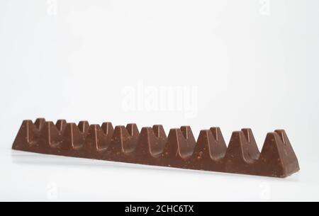 MONTAG, den 26. JUNI 0001, WURDE FÜR DIE REDAKTIONELLE VERWENDUNG NUR die Schokoladenriegel "Twin Peaks" gesperrt, die in Poundland eingeführt wurde. Stockfoto