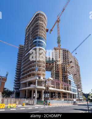 Johannesburg, Südafrika, 11. September - 2020: Großes Wohnhaus im Stadtzentrum. Stockfoto