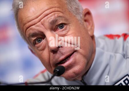 USA Interim Manager Dave Sarachan während der Pressekonferenz im Wembley Stadium, London. Stockfoto