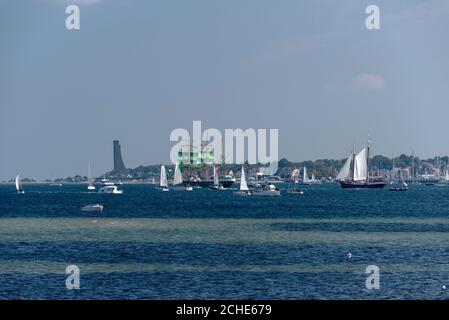 KIEL, DEUTSCHLAND - 12. SEPTEMBER 2020: Am Ende der Kieler Woche 2020 fand auf der Kieler Förde eine Windjammer-Parade statt. Stockfoto