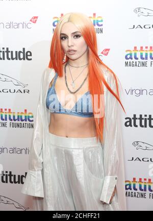 NUR FÜR REDAKTIONELLE VERWENDUNG Ava Max nimmt an den Virgin Atlantic Attitude Awards im Roundhouse in London Teil. Stockfoto