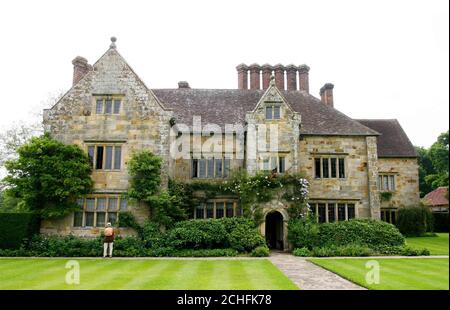 Eine allgemeine Ansicht von Bateman's in Burwash, East Sussex, der ehemaligen Heimat von Rudyard Kipling, in die letzte Nacht eingebrochen wurde. Stockfoto