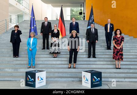 Berlin, Deutschland. 14. September 2020, Berlin: Monika Grütters (M, CDU), Staatsministerin für Kultur und Medien, wird von den EU-Kulturministern (1. Reihe, l-r) Graca Fonseca (Portugal), Ingrid van Engelshoven (Niederlande), (2. Reihe, l-r) Roselyne Bachelot-Narquin (Frankreich), Sam Tanson (Luxemburg), José Manuel Rodriguez, Uribes (Spanien) Und (3. Reihe, l-r) die Europäische Kommission. Quelle: dpa picture Alliance/Alamy Live News Stockfoto