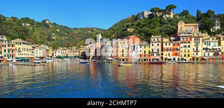 Bucht von Portofino mit Fischaugenobjektiv Stockfoto