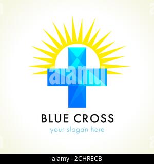 Blaue Facette Buntglas plus Kreuz und Sonne. Vektor-Logo-Design. Branding-Identität für Gesundheitsorganisationen, karitative Missionen, christliche Kirche Stock Vektor