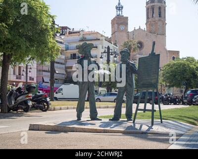 SITGES, SPANIEN-18. JULI 2020: Denkmal für die Künstler Santiago Rusinol und Ramon Casas Stockfoto