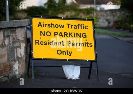 Ayr, Ayrshire, Scotland, UK 05 Sept 2015, Straßenschilder mit Richtungszeichen, Straßensperrungen vor der Scottish Airshow Stockfoto
