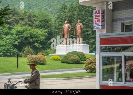 Straßenszene in Pyongsong, Nordkorea Stockfoto