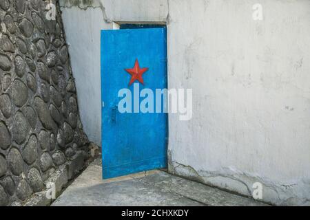 Eintritt zu den Ryongmun Höhlen, Nordkorea Stockfoto