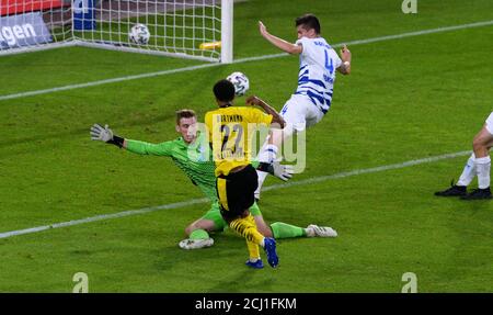 Duisburg, Deutschland, 14. September 2020, Deutscher Pokalspiel, MSV Duisburg gegen Bor. Dortmund 0:5, Jude Bellingham (BVB) erzielt das Tor auf 0:2. Quelle: Uwe Kraft/Alamy Live News Stockfoto