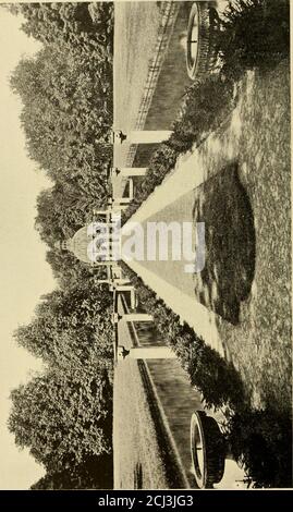 . Europäische und japanische Gärten; Papiere vor dem American Institute of Architects gelesen .. . Französische Gartenarbeit und ihr Meister. Europäischer und japanischer Garten Stockfoto