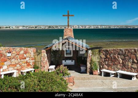 Denkmal der ersten walisischen Siedler in Puerto Madryn, Punta Cuevas Historical Park, Puerto Madryn, Patagonien, Argentinien, Südamerika Stockfoto