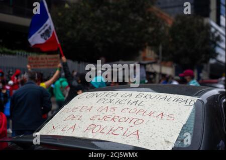 Sidikalistische Mitglieder der Recycling-Asoziationen von Bogota demonstrieren in Front des Gesundheitsministeriums für die Rechte an Haben Sie einen Job und Gesundheit ser Stockfoto