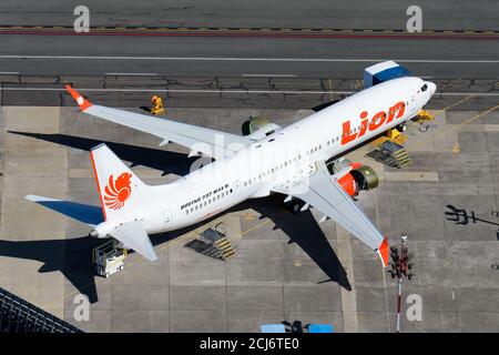 Lion Air Boeing 737 MAX parkte am Renton Airport in der Boeing-Einrichtung. Low-Cost-Fluggesellschaft aus Indonesien. Lion Mentari Airlines. Stockfoto
