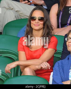 Pippa Middleton und Alex Louden Wimbledon Tennis Championships, Wimbledon, London, Großbritannien - 29 Jun 2011 BILDCREDIT : © MARK PAIN / ALAMY STOCK I Stockfoto