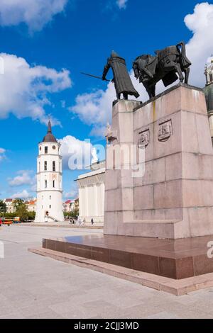 Denkmal des Großherzogs Gediminas, Katedros aikštė, Vilnius, Litauen Stockfoto