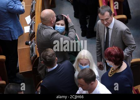 Non Exclusive: KIEW, UKRAINE - 15. SEPTEMBER 2020 - während der Sitzung der Werchowna Rada, Kiew, Hauptstadt der Ukraine, werden Abgeordnete der Ukraine abgebildet. Stockfoto