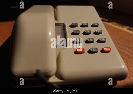 Push-Button-Typ Telefon aus den 80er und 90er Jahren in Großbritannien Stockfoto