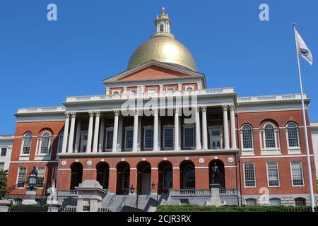 Das Massachusetts State House auf Beacon Hill in der Innenstadt von Boston, Massachusetts, USA Stockfoto