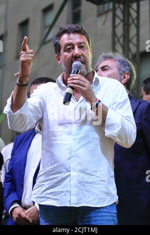 Matteo Salvini , Führer der Liga hielt eine Wahlkundgebung auf der Piazza Matteotti im Hinblick auf die Regionalwahlen in Kampanien. Stockfoto