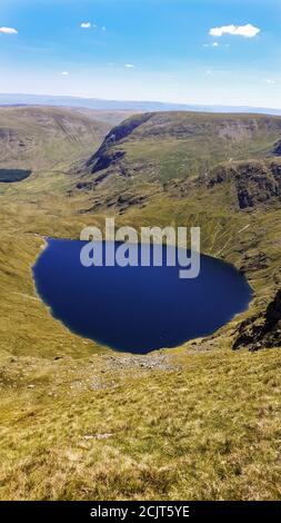 Blick auf Blea Water, über Haweswater von der High Street im Lake District, Großbritannien. Stockfoto