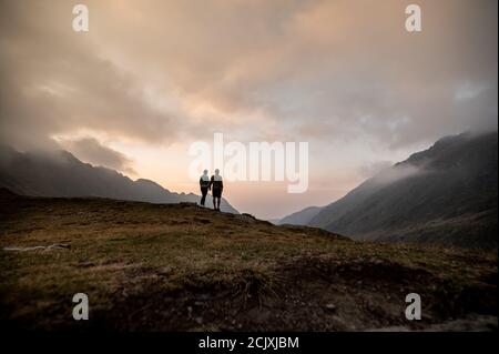 Landschaftsansicht des Balea Gletschersees in der Nähe der Transfagarasan Straße. Lage: Ridge Fagaras, Sibiu County, Rumänien, Europa Stockfoto