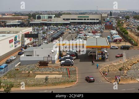 Beliebte Jabulani Shopping Mall in Soweto Township, Johannesburg, Südafrika Stockfoto