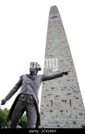 Statue des Brigadier General John stark des amerikanischen Revolutionskrieges Mit Bennington Battle Monument im Hintergrund.Bennington.Vermont Stockfoto