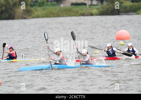 (L-R) Honatsu Endo (JPN), Mei Imanishi (JPN), September 13, 2020-Kanu : Kanu-Sprint Frauen 200 m WK-2-Finale am Lake Kiba Kanu-Sprint-Kurs während aller Japan Kanu-Sprint-Meisterschaften in Komatsu Japan. Kredit: SportsPressJP/AFLO/Alamy Live Nachrichten Stockfoto