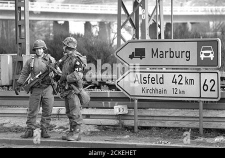 NATO-Übungen in Deutschland, US-Soldaten (Januar 1985) Stockfoto