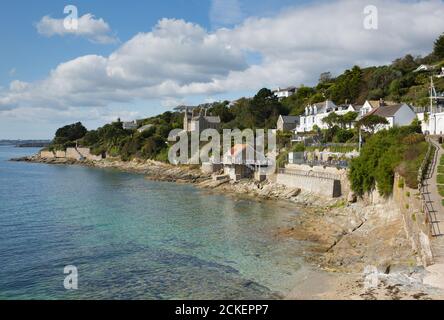 St Mawes Küste Cornwall Roseland Halbinsel klares blaues Meer Stockfoto