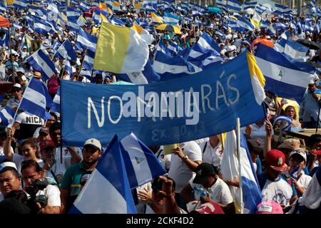 Am 28. April 2018, in der Kathedrale von Managua, Nicaragua, nehmen Menschen an einem protestmarsch Teil, um ein Ende der Gewalt zu fordern.auf dem Transparent steht: "Du wirst nicht töten". REUTERS/Oswaldo Rivas