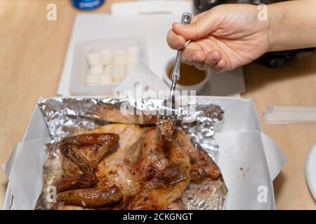 Nurungji Huhn, war die köstlichste Lieferung Essen in letzter Zeit. Stockfoto