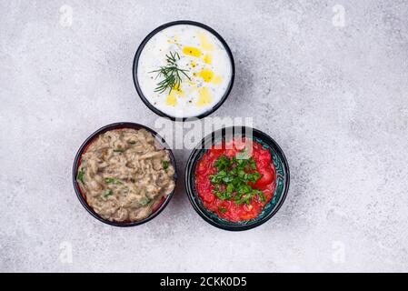 Baba ganoush, tzatziki und Tomate ezme Stockfoto