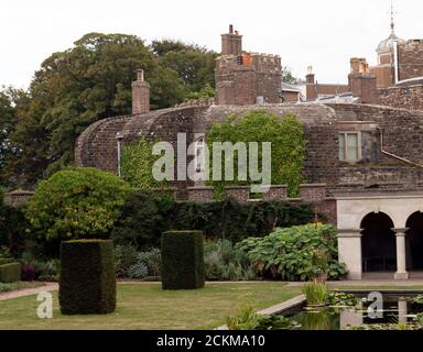 Teil des Queen Mothers Garden, Walmer Castle, Walmer, Kent Stockfoto