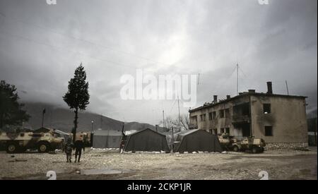 6. Dezember 1995 während des Bosnien-Krieges: Die IFOR-Basis der französischen Legionäre in Vrapčići, vier Kilometer nordwestlich von Mostar. Stockfoto