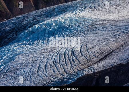 Roosevelt Glacier, mit Gletscherspalten und Eisbruch-Elementen, vom Heliotrope Ridge unterhalb von Mount Baker, Mount Baker-Snoqualmie National Forest, Washin betrachtet Stockfoto