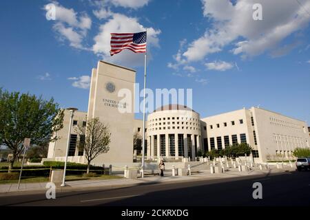 Laredo, TX: 20. Februar 2009: Das neue Gerichtsgebäude der Vereinigten Staaten für den südlichen Bezirk von Texas in der Innenstadt von Laredo. ©Bob Daemmrich Stockfoto