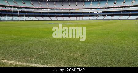 Die MCG (Melbourne Cricket Ground) Spielfläche und leere Stadion ohne Veranstaltungen auf, Melbourne, Victoria, Australien Stockfoto