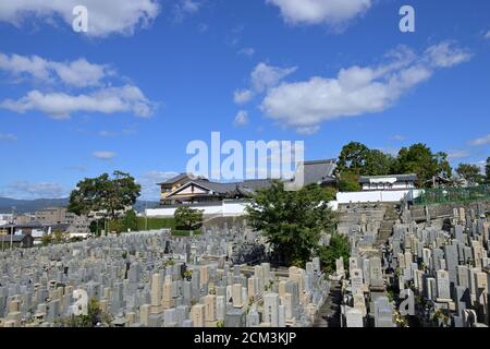 Der Jippoji Tempel und Toribeno umliegenden Friedhof, Kyoto Higashiyama JP Stockfoto