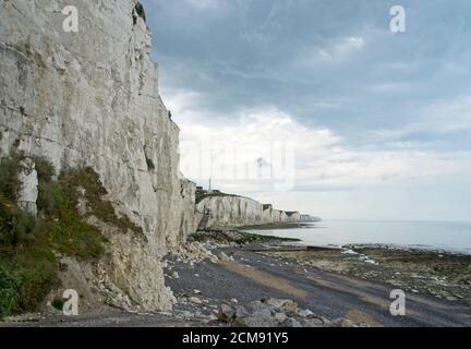 Ault Frankreich - 13. August 2020 -Weiße Klippen am Atlantik Küste in Ault Frankreich Stockfoto