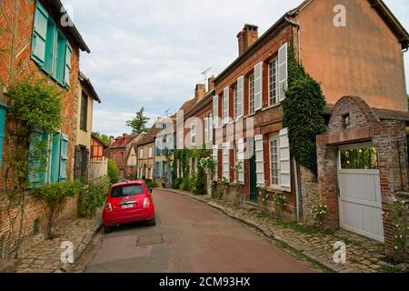 Gerberoy Frankreich - 10 August 2020 -Straße in Frankreich am meisten Schönes Dorf Gerberoy Stockfoto