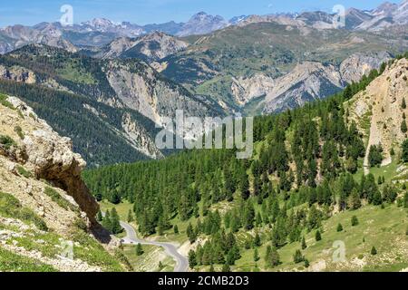 Blick über die Berge der französischen Alpen im Sommer bei den Pass Col d ' Izoard Stockfoto