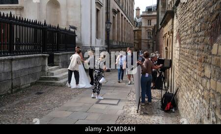 Das Fotoshooting findet in der Senate House Passage Cambridge statt Stockfoto