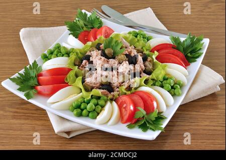 Thunfisch Salat und Gemüse Stockfoto