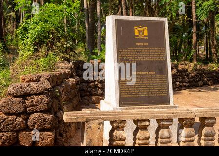 G, INDIEN - 15. Dez 2019: Old Goa, Goa/Indien - 15 2019. Dezember: Der Viceroy's Arch in Old Goa. Stockfoto