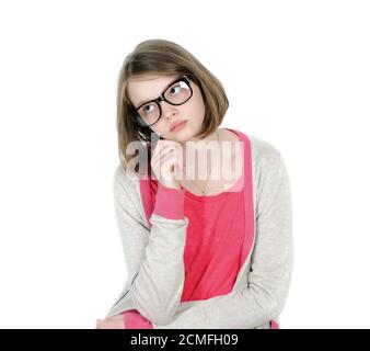 Porträt eines niedlichen jungen nachdenklichen Mädchen in Brille für die Vision. Stockfoto